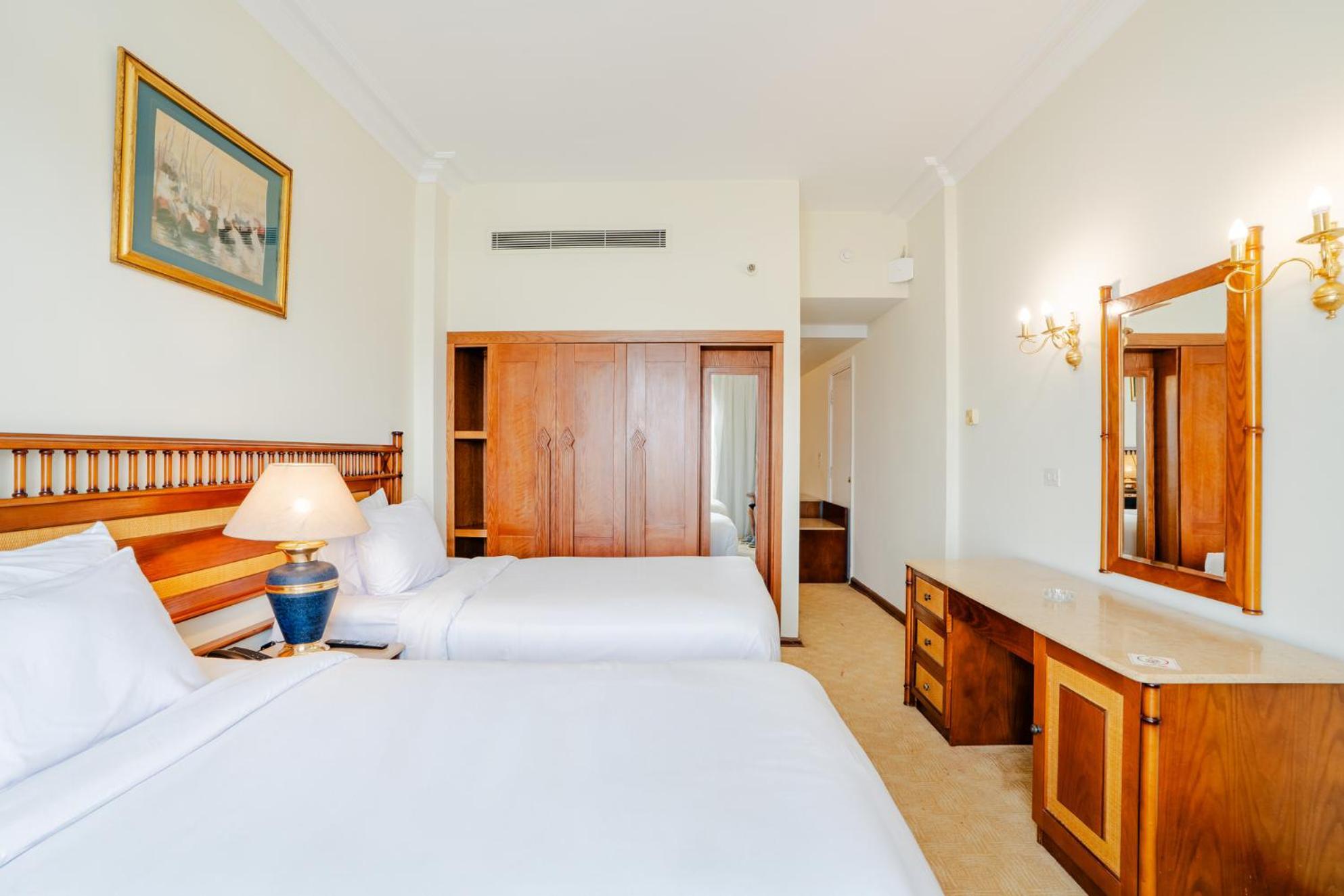 Om Kolthoom Hotel 4*