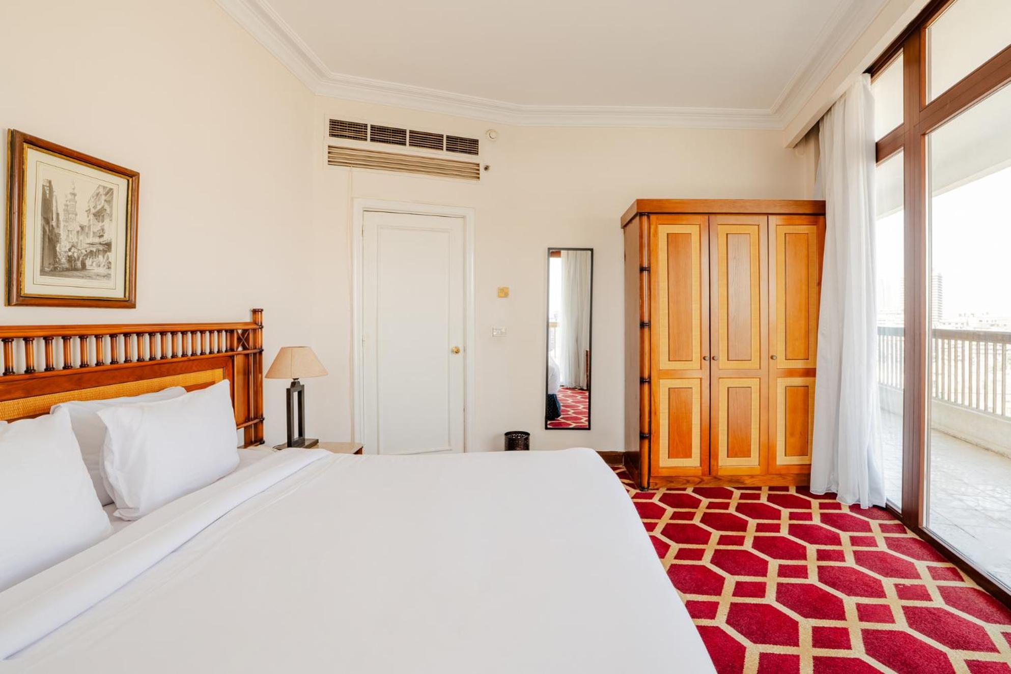 Om Kolthoom Hotel 4*